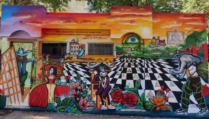 Pintura mural – praça D. Afonso V – Sintra (resultado da residência artística com a Slash Arts